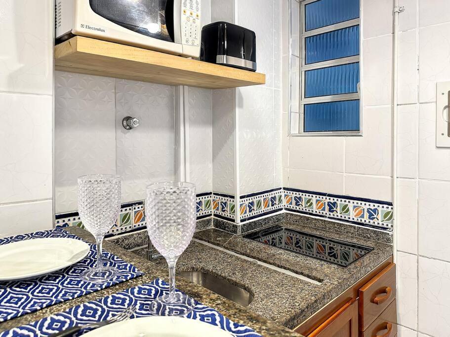 Facing The Sea Ac Basilica Embare Bars&Restaurants Apartment Santos  Exterior photo